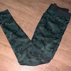 Small 3-5 camo jeggings stretchy material. Never worn
